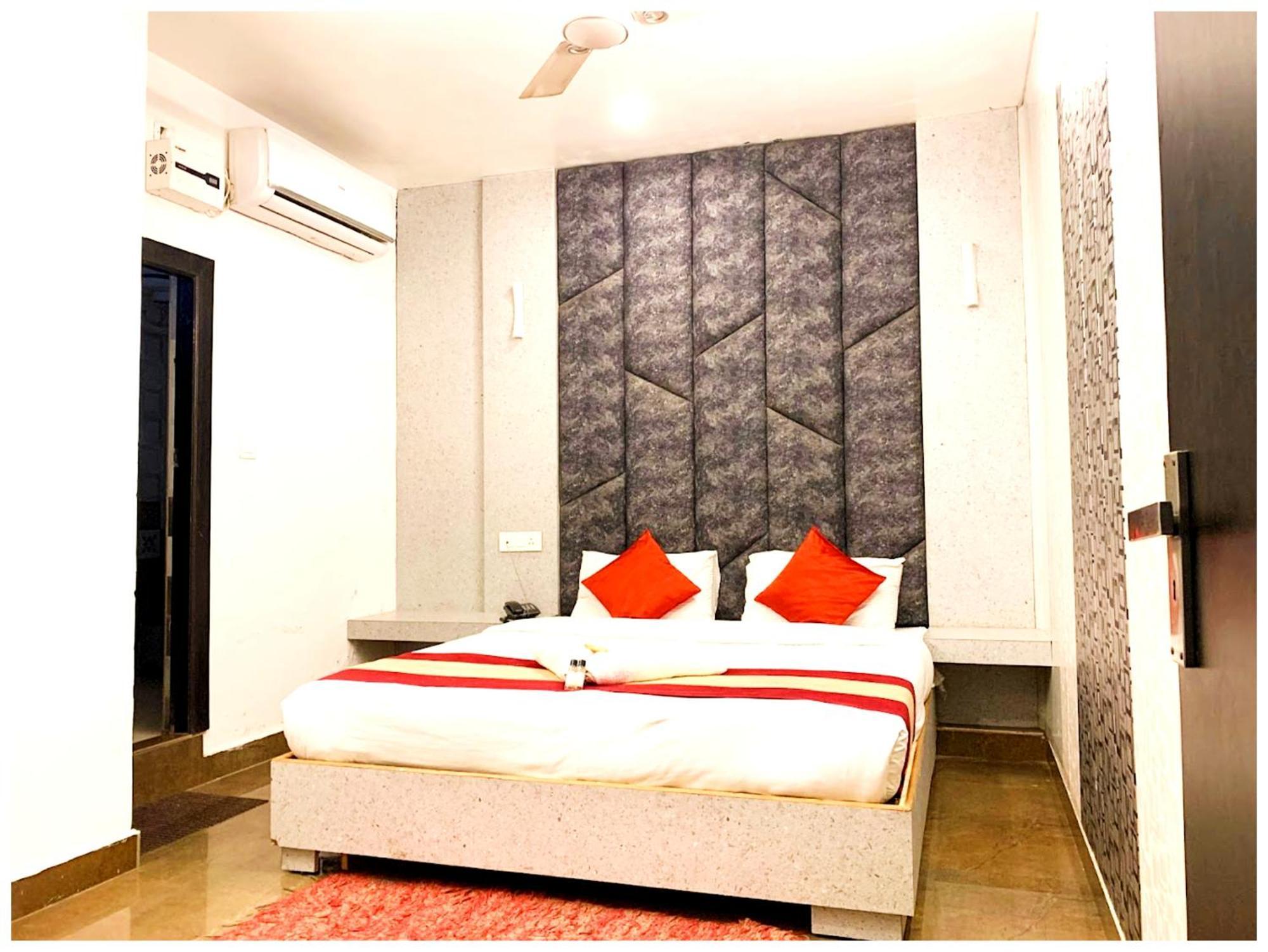 Grg Pardesi Hotel Haridwār Exterior foto