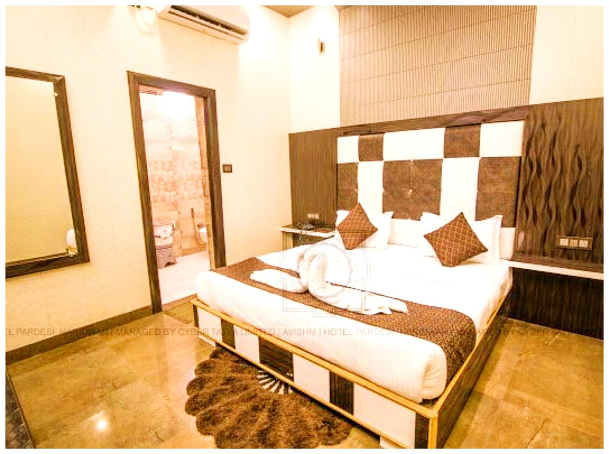 Grg Pardesi Hotel Haridwār Exterior foto
