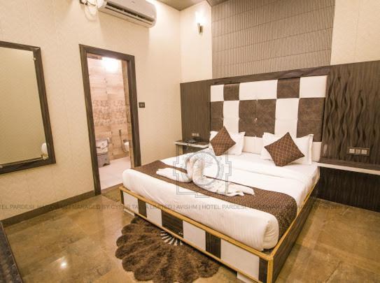 Grg Pardesi Hotel Haridwār Exterior foto